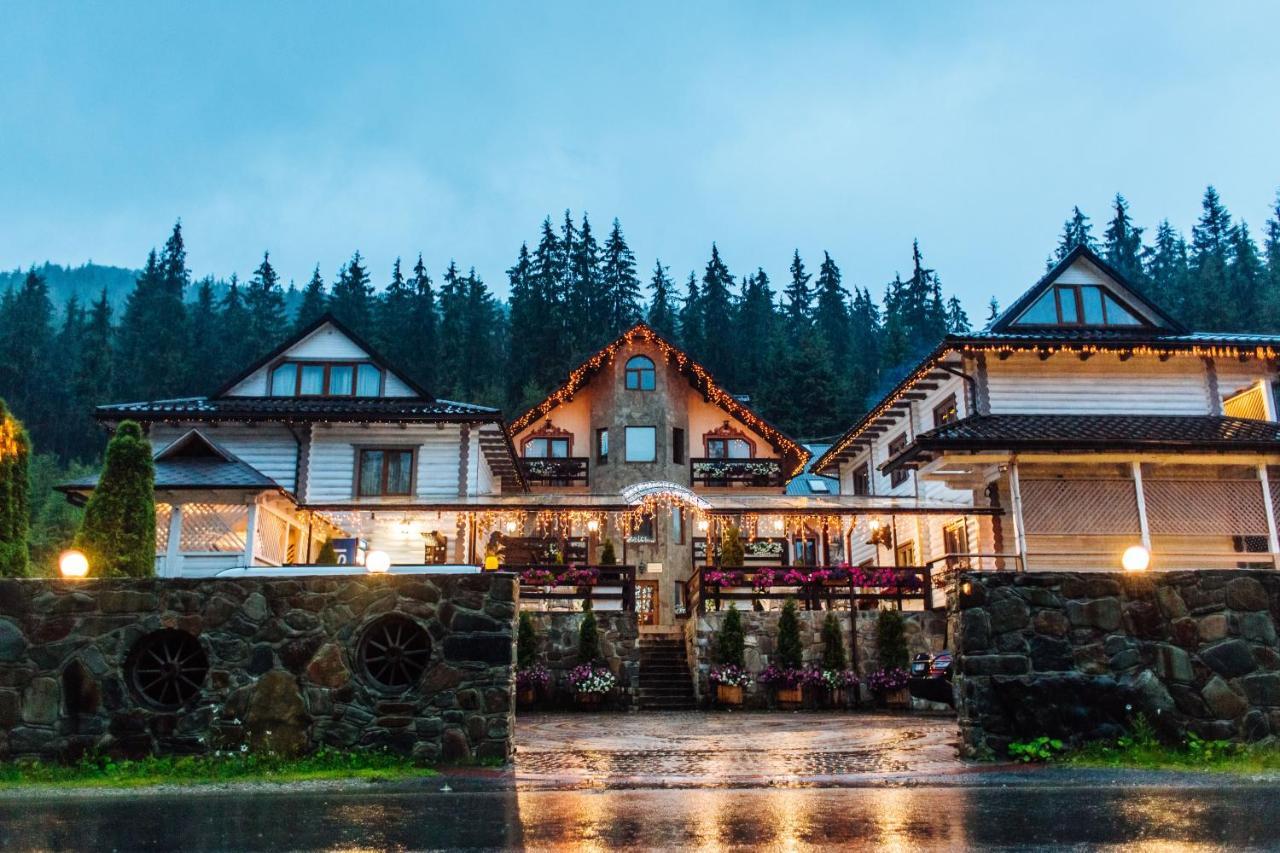 Hotel Vedmezhyi Dvir Bukovel Dış mekan fotoğraf