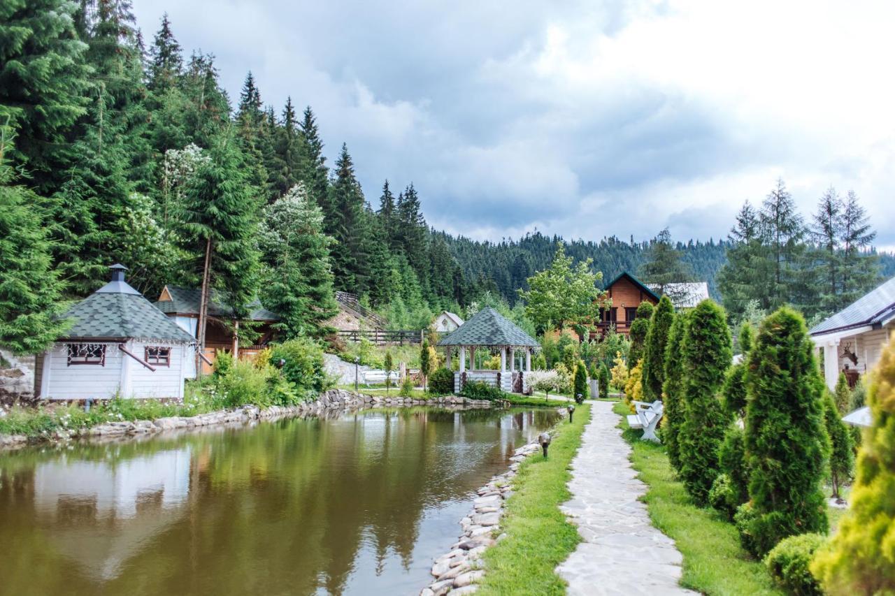 Hotel Vedmezhyi Dvir Bukovel Dış mekan fotoğraf