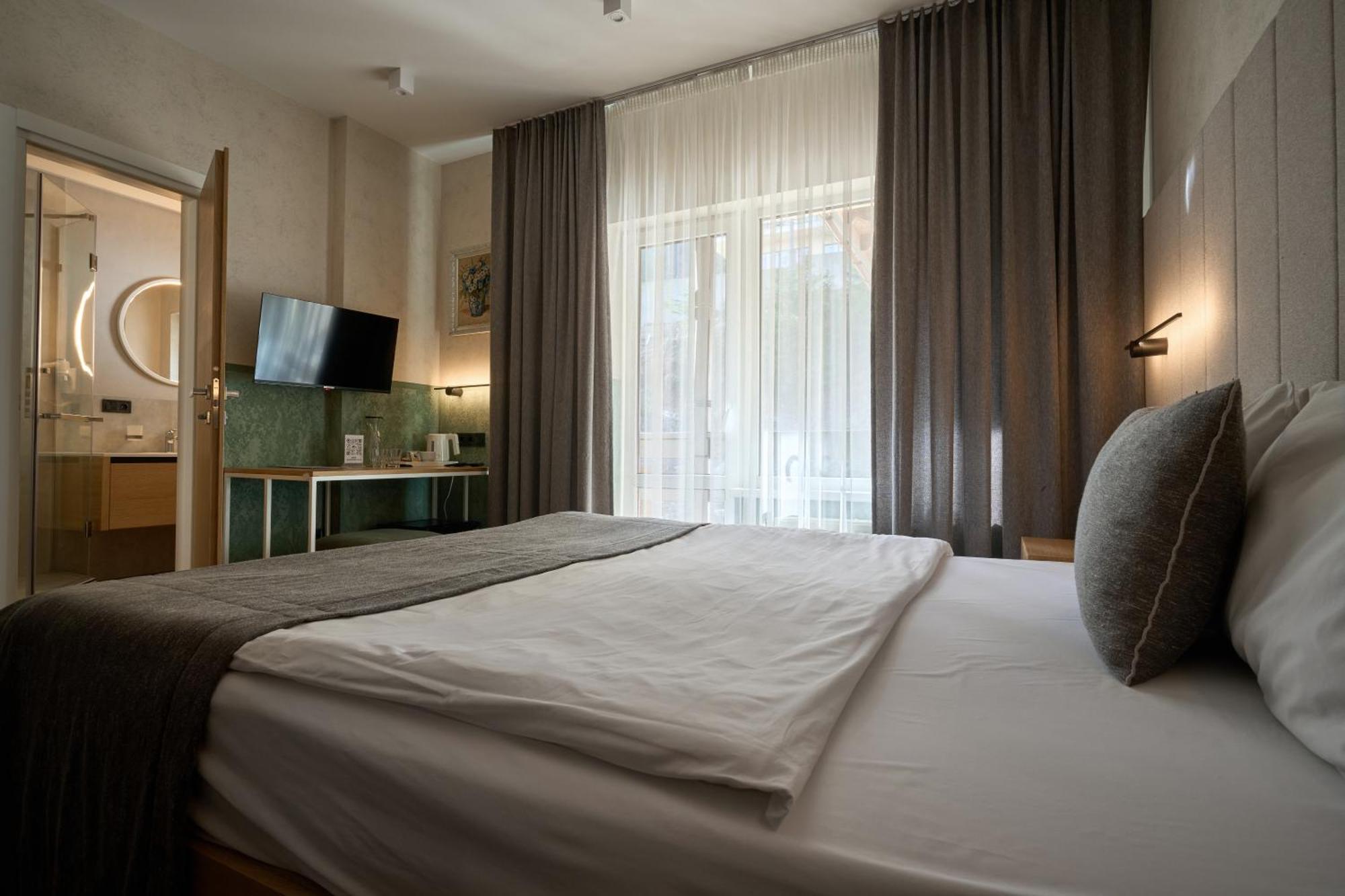 Hotel Vedmezhyi Dvir Bukovel Dış mekan fotoğraf