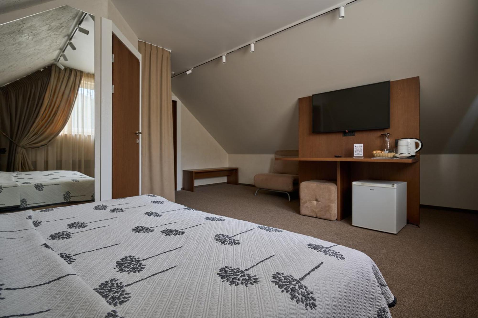 Hotel Vedmezhyi Dvir Bukovel Dış mekan fotoğraf