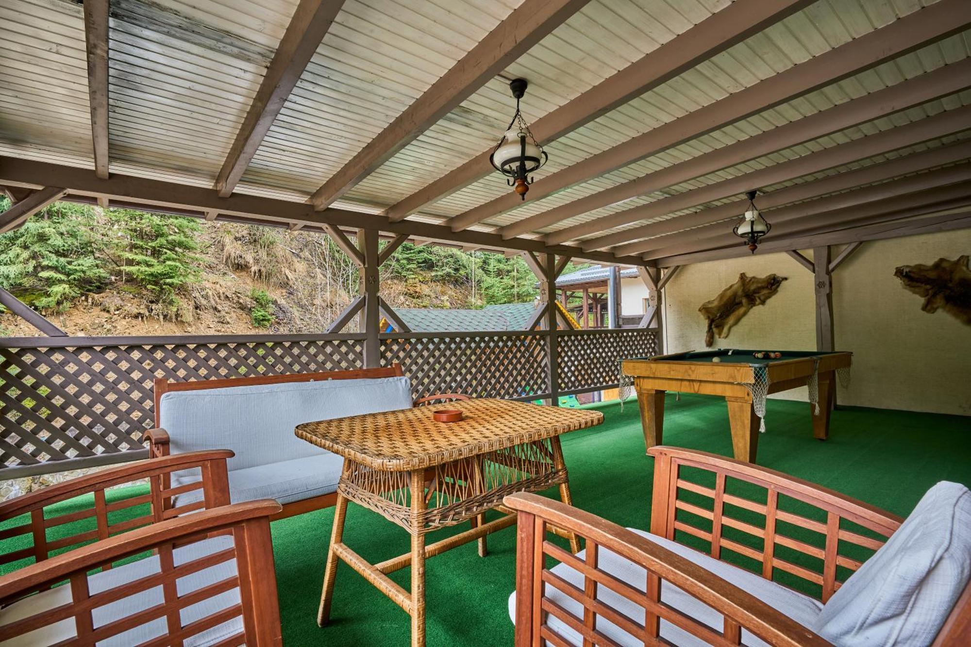 Hotel Vedmezhyi Dvir Bukovel Dış mekan fotoğraf